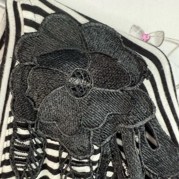 CJ Banks mini dress or long top Black and White Striped stripes Lace Accents - Picture 9 of 13